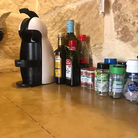 Farmhouse - Breakfast Included * Qala